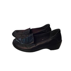 CLARKS COLLECTION Black Leather Crock-Embossed Wedge Loafers 7.5 M